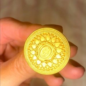 satya gold coin ring